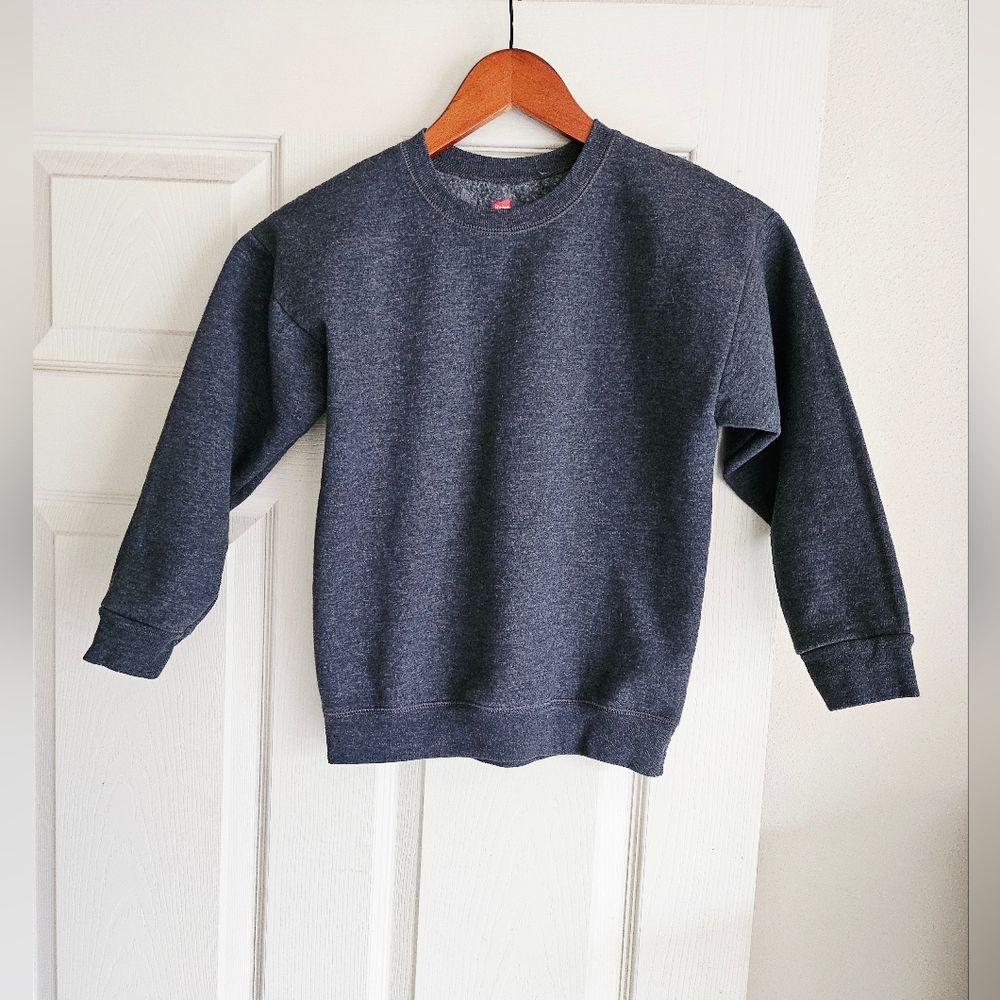 3/$15 Hanes M Boys Sweatshirt Very Good Condition